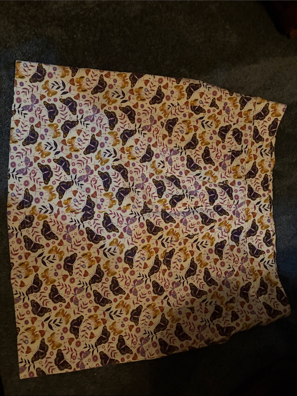 Duluth Trading Co Butterfly Print Skort - Cream with Purple & Gold Motifs.